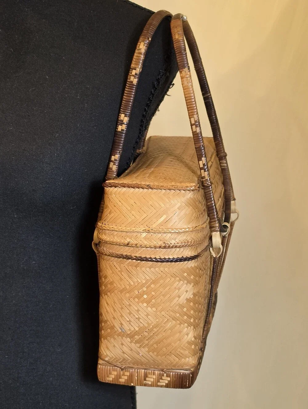 VTG Tiruray Tribe Basket Purse Woven Bamboo River Cane Box Bag Philippines Boho